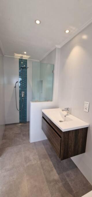 Paradise Heights Luxury Apartments & Villa Beau Vallon  Extérieur photo